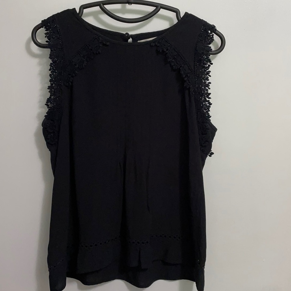 LOFT Black Tank Top Blouse. EUC. Small Petite.